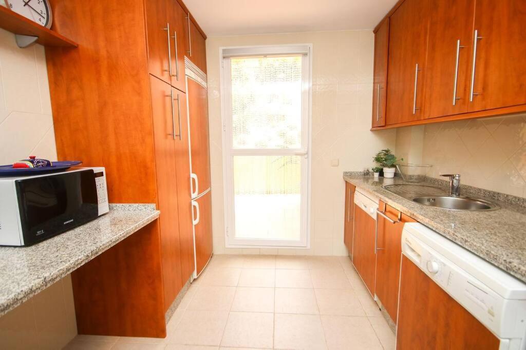 Lovely 2 Bedroom Apt Near Golf Los Lagos Elviria Marbella Exterior photo