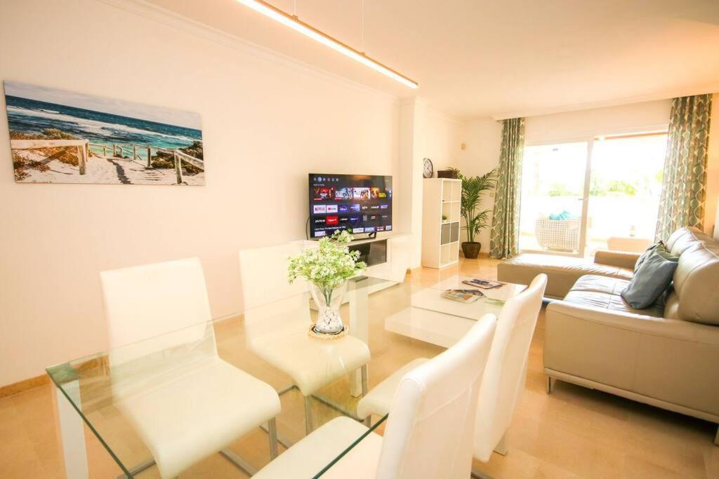 Lovely 2 Bedroom Apt Near Golf Los Lagos Elviria Marbella Exterior photo