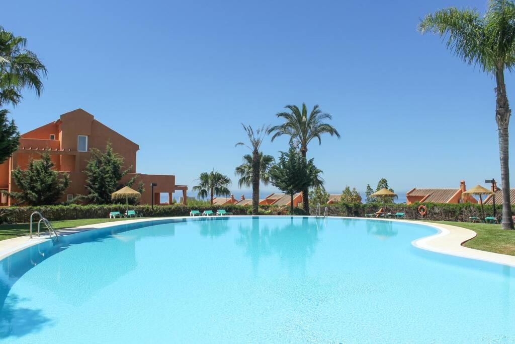 Lovely 2 Bedroom Apt Near Golf Los Lagos Elviria Marbella Exterior photo