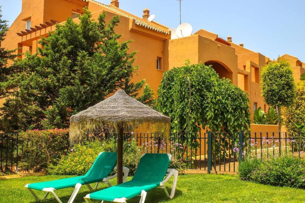 Lovely 2 Bedroom Apt Near Golf Los Lagos Elviria Marbella Exterior photo